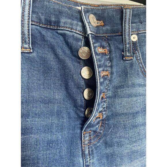 Madewell High Rise Denim ShortsSize 26 Buttons Casual Distressed Hem - Picture 5 of 16